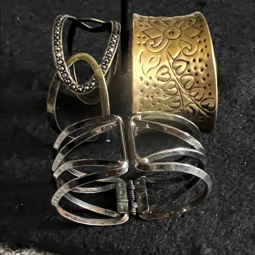 Elegant Gold and Silver Color Women's Bracelet Cuffs